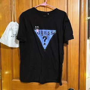 Guess tee